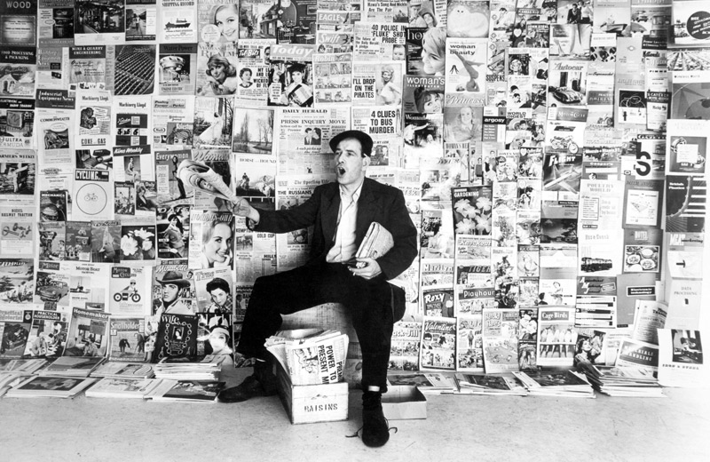 Newspaper salesman, c.1960 od English Photographer