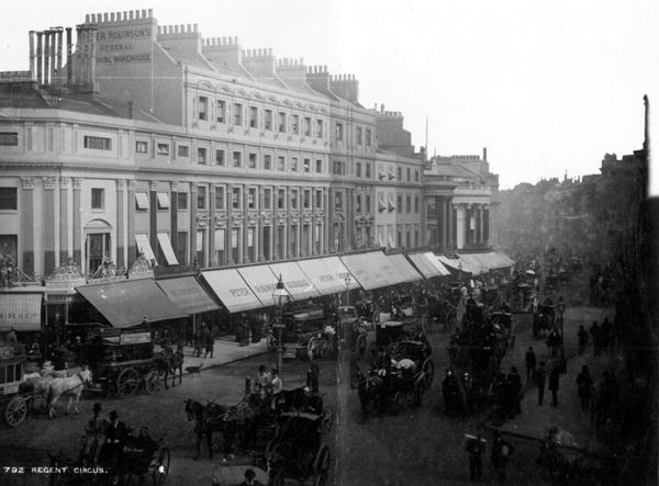 Regent Circus, London, c.1890 (b/w photo)  od English Photographer