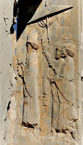 Xerxes (c.519-465 BC) and his attendants entering or leaving the palace, relief from the Hadish (Xer