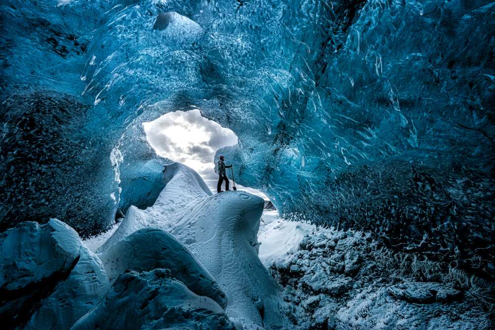 The Ice Cave od Alfred Forns