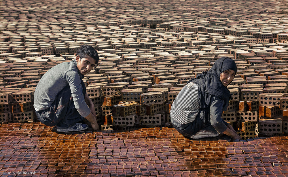 Brickyard od Ali Nejatbakhsh