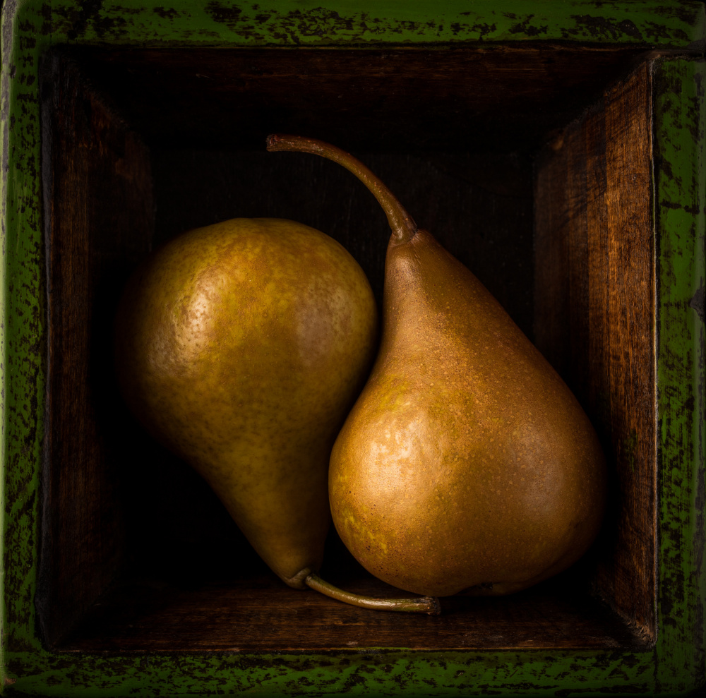 A pair of pears od Allan Li wp