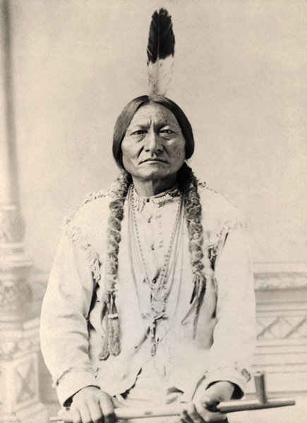 Sitting Bull (b/w photo)  od American Photographer