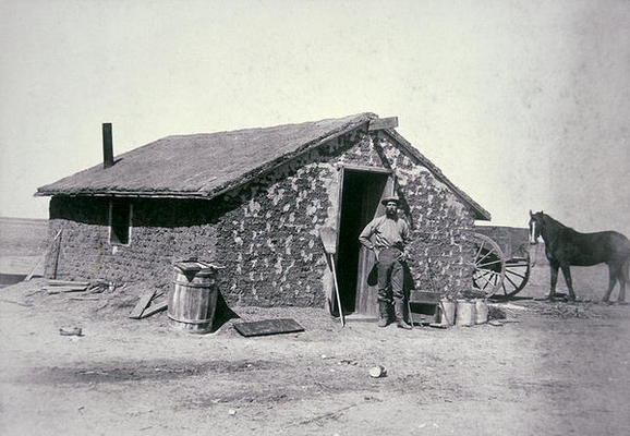 Typical prairie sodhouse, Wichita County, Kansas, c.1880 (b/w photo) od American Photographer, (19th century)