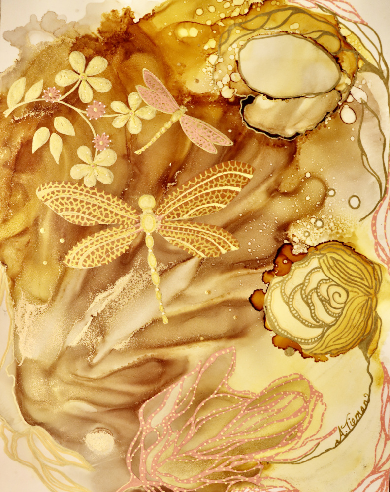 Golden Dragonflies od Amy Tieman