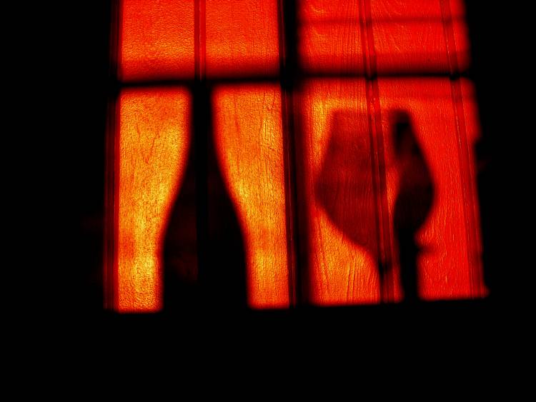 A glass of red wine od Anders Ludvigson