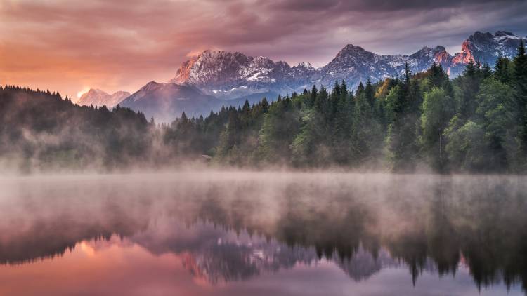 Sunrise at the Lake od Andreas Wonisch