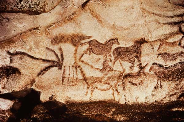 Cave painting of horses and deer od Anonymous