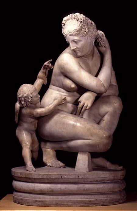 Crouching Venus with CupidRoman copy after the Hellenistic original od Anonymous
