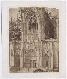 Cologne: The south facade of the cathedral under construction