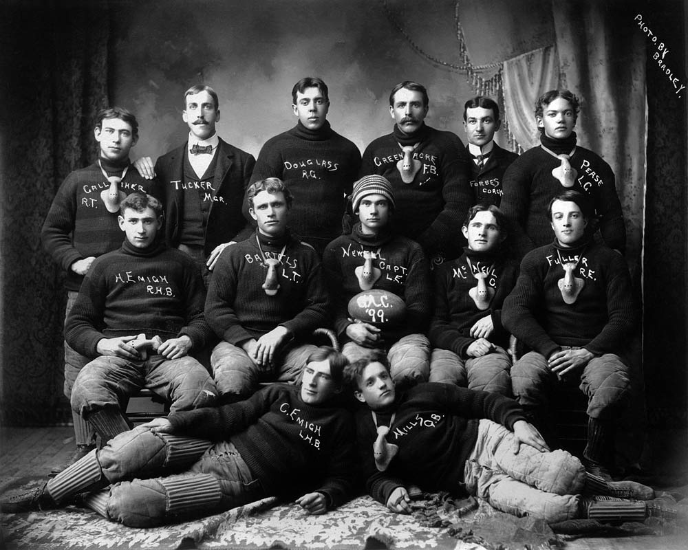 State Agricultural College football eleven, 1899 od Bradley