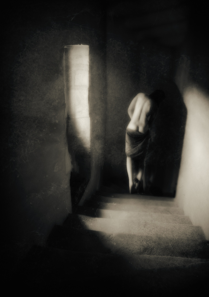 On the staircase od Charlaine Gerber