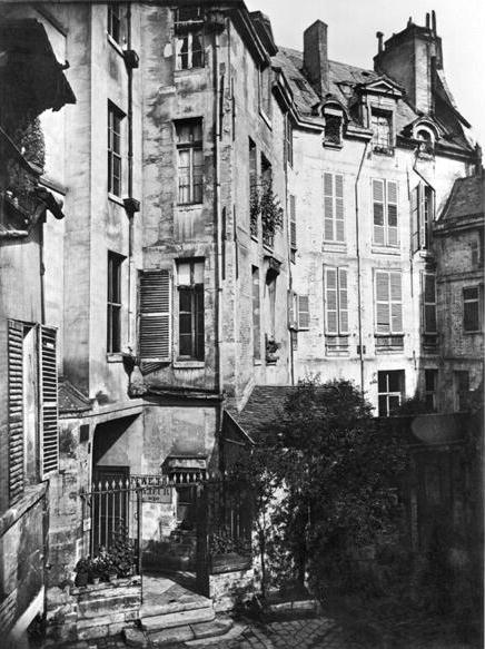 Rohan courtyard, Paris, 1858-78 (b/w photo)  od Charles Marville