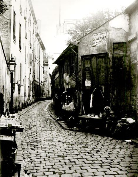 Rue du Jardinet and the cul-de-sac of Rohan, Paris, 1858-78 (b/w photo)  od Charles Marville