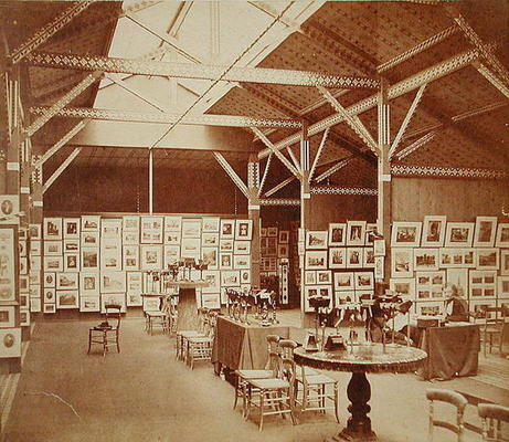 Exhibition of the Photographic Society at the South Kensington Museum, 1858 (b/w photo) od Charles Thurston Thompson