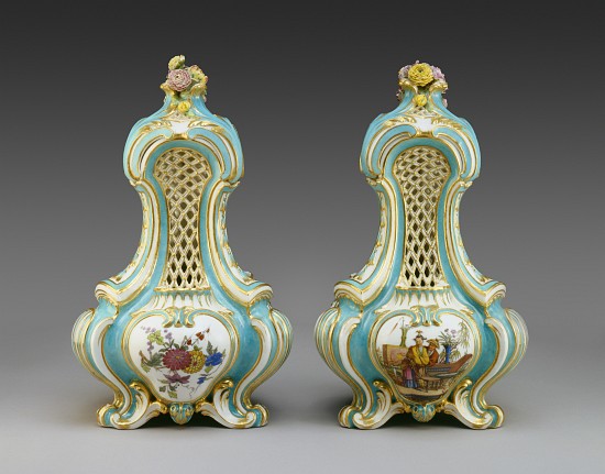 Pair of Triangular Pot-pourri Vases od Charles Nicolas Dodin