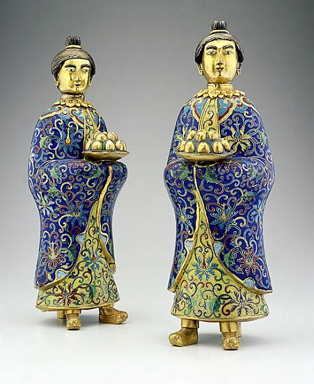 Pair of female attendants, Qianlong period, 1736-95 (cloisonne enamel) od Chinese School