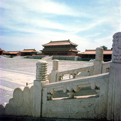 View of the central ramp leading from the Hall of Supreme Harmony, Ming Dynasty 1420 (photo) od Chinese School