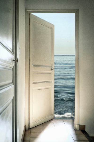 Behind the door od Christian MARCEL