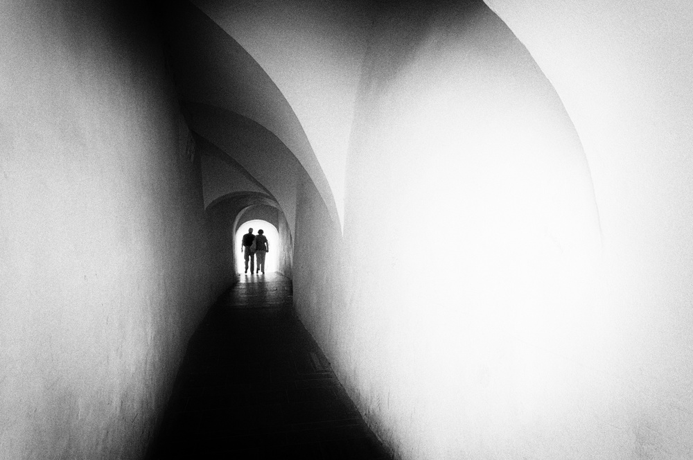 Life is a tunnel od Dani Babitz
