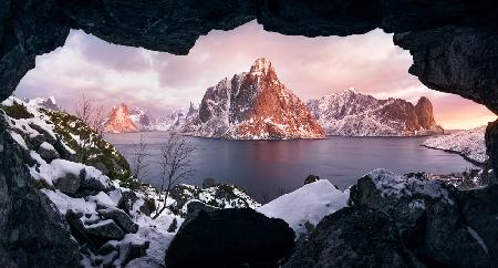 Arctic Cave, Norway