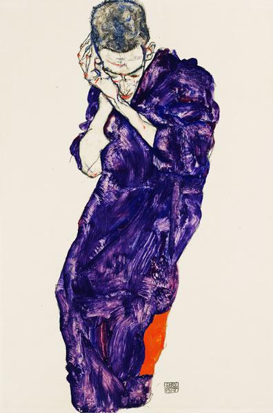 Jüngling in violetter Kutte mit verschränkten Händen 1914