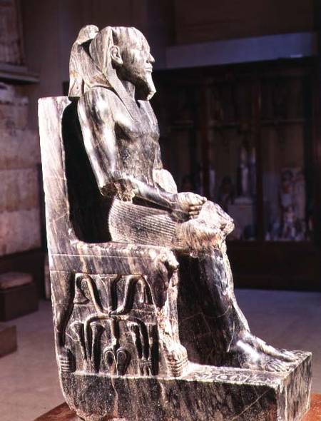 Statue of Khafre (2520-2494 BC) enthroned, from the Valley Temple of the Pyramid of Khafre at Giza, od Egyptian