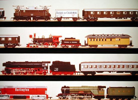 Selection of model trains od English School, (20th century)