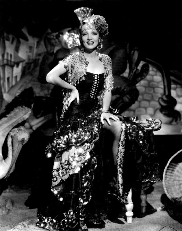 La femme et le pantin, THE DEVIL IS A WOMAN de JosefvonSternberg avec Marlene Dietrich od English Photographer, (20th century)