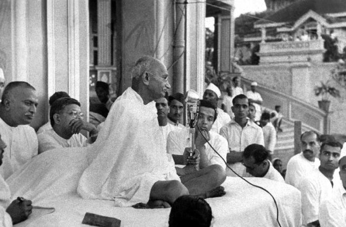 Mahatma Mohandas Karamchand Gandhi Indian politician and nationalist leader, here during a speech in od English Photographer, (20th century)