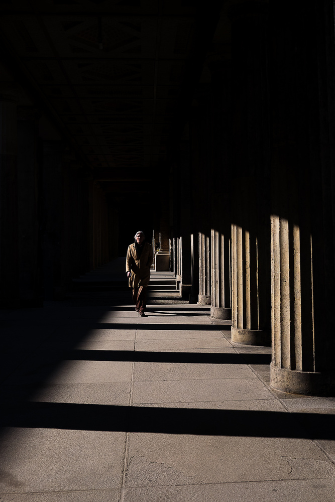 columns and shadows od Enrico Finotti Re