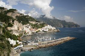 Hafen von Amalfi