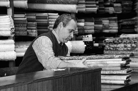 The fabric seller