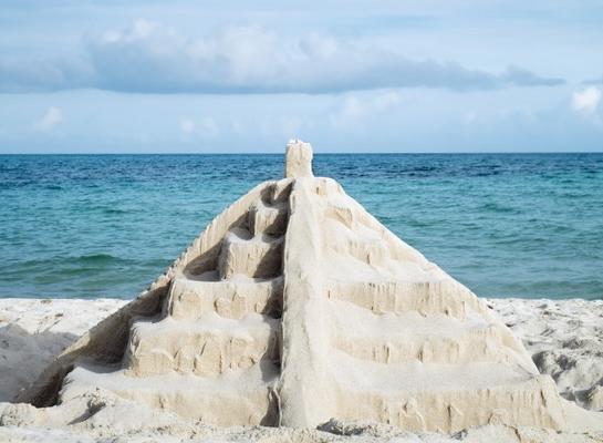 mayan sand pyramid od Franck Camhi