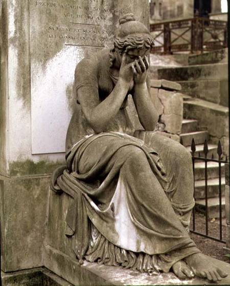Figure of Grief from the tomb of Pierre Gareau (d.1815) od Francois Dominique Aime Milhomme