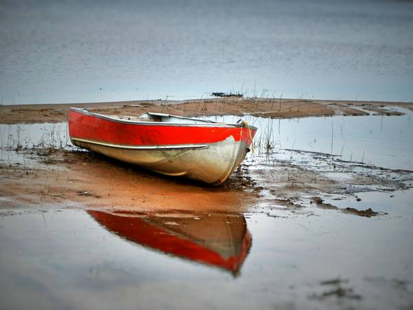 The Lonely Boat od FRANK DERNBACH