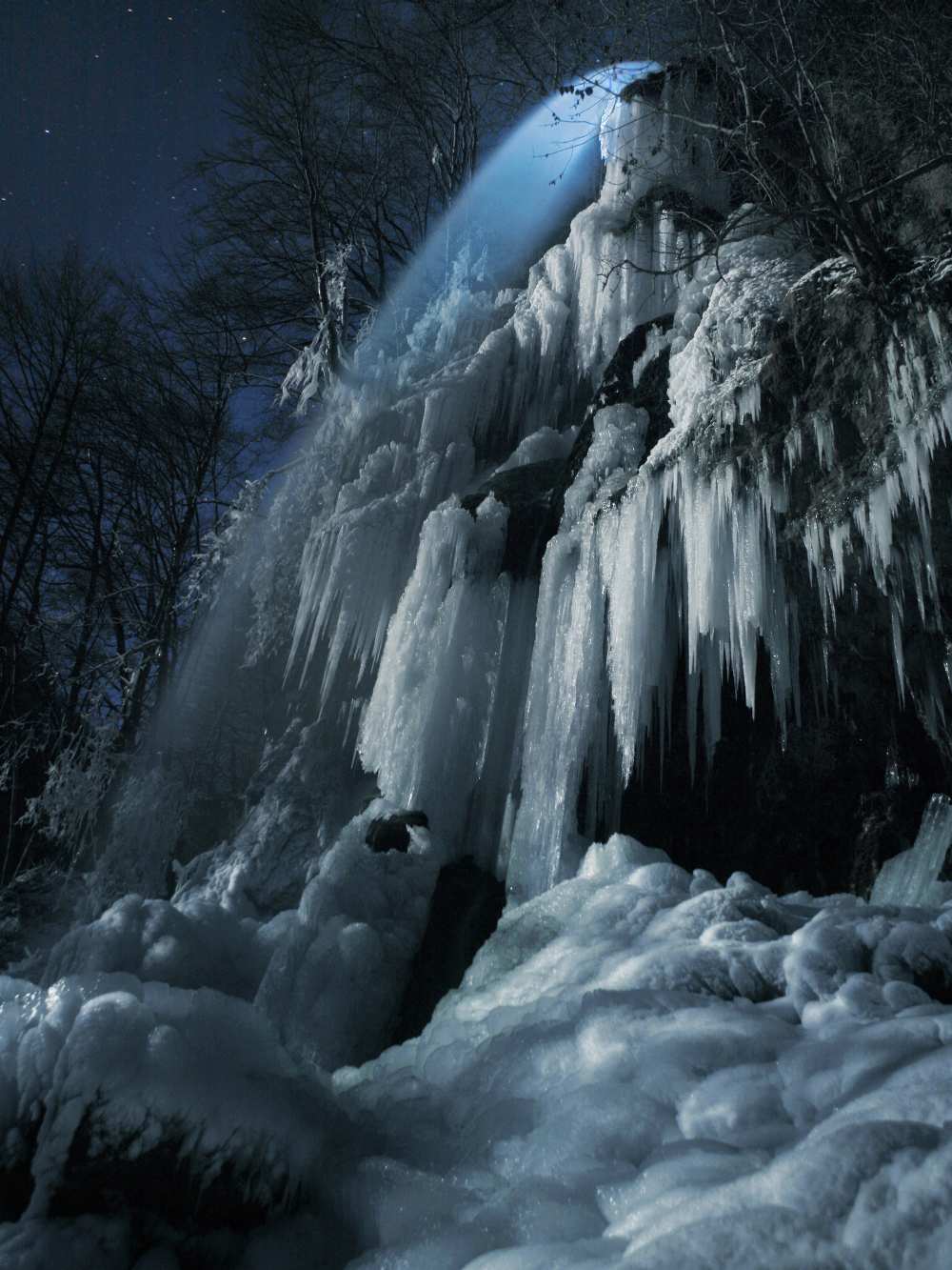 Eisfall im Mondlicht od Franz Schumacher