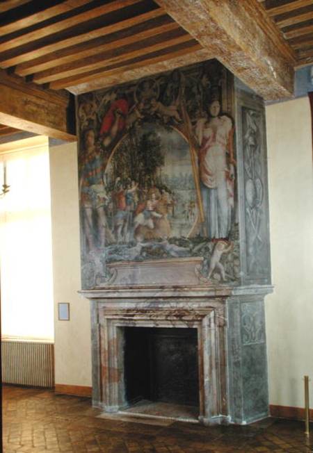 Fireplace in the Chambre du Roi (photo) od French School