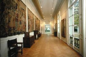 View of the gallery on the ground floor, 18th-19th century (photo)