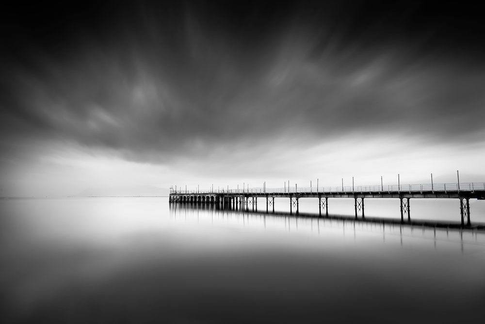 Eye of the Storm od George Digalakis