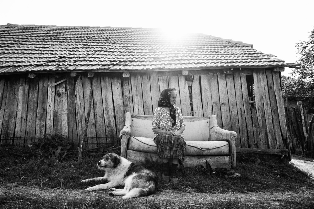 loneliness in rural communities od Georgiana Mazilu