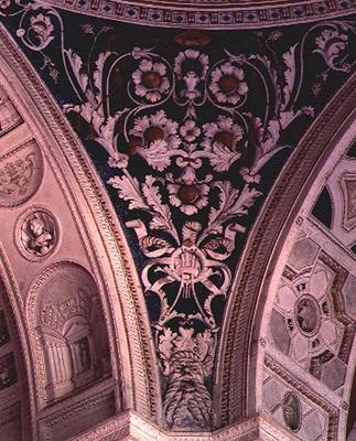 The loggia, detail of a spandrel in the vault decorated with floral reliefs, 1520's (stucco) od Giovanni da Udine