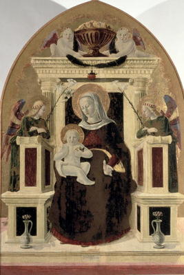 Madonna and Child Enthroned with Angels (tempera on panel) od Girolamo Giovanni