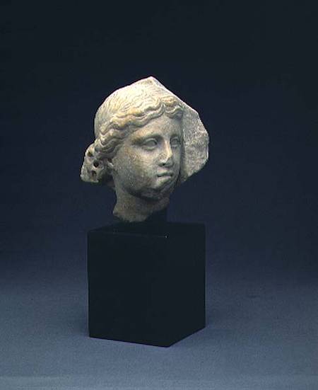 Head of a woman from a funerary reliefClassical Period od Grececke Umeni