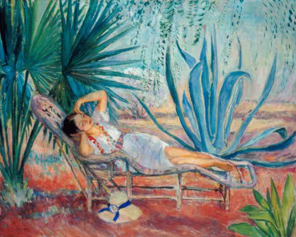 Marthe spí na lehátku v  Saint-Tropez