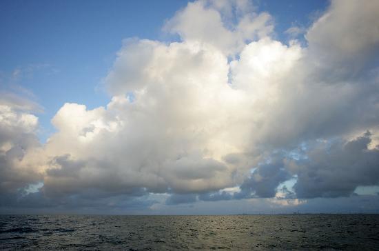 Wolkenhimmel über der Nordsee od Ingo Wagner