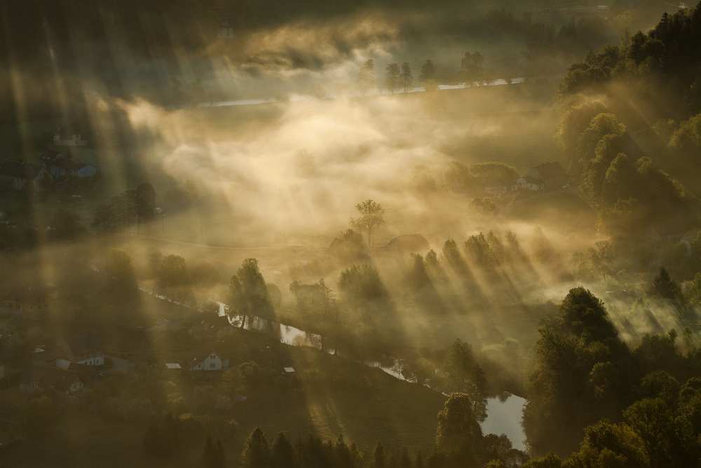 Mist,Light And Silence. od Izabela Laszewska-Mitrega/Darek Mitrega