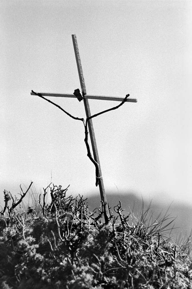 The cross in the mountains (Tribute to C.D.Friedrich) od Jacek Stefan