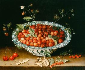 Porcelain bowl with strawberries