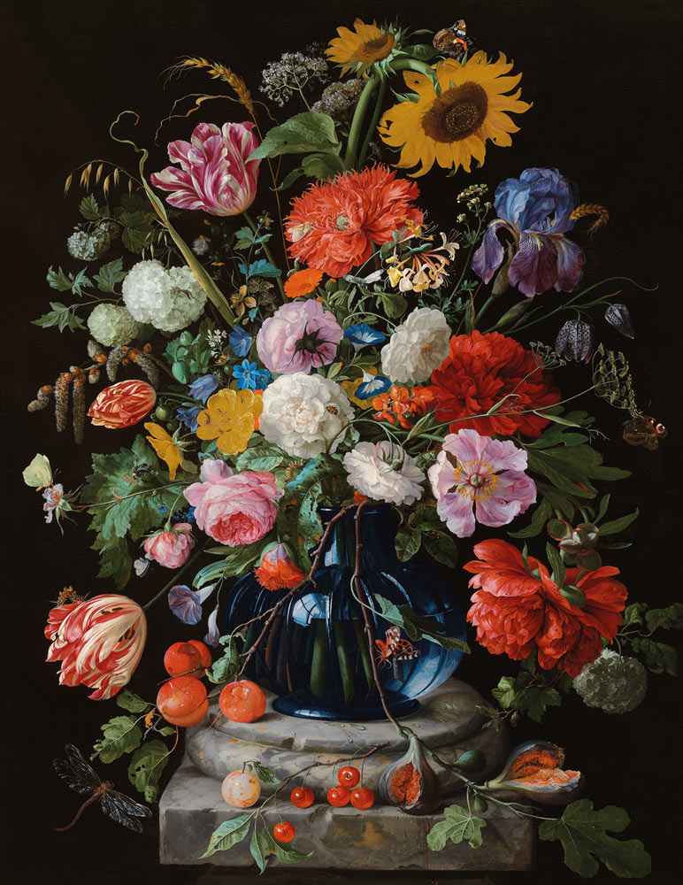 Tulpen, eine Sonnenblume, eine Iris und andere Blumen in einer Glasvase auf dem Marmorsockel einer S od Jan Davidsz de Heem
